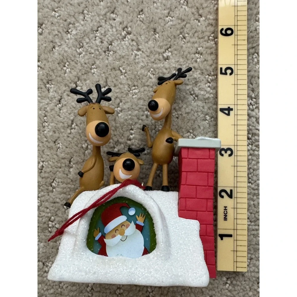 HALLMARK 2010 Up On The Housetop Interactive Ornament & Story Book 2pc Set (NEW)